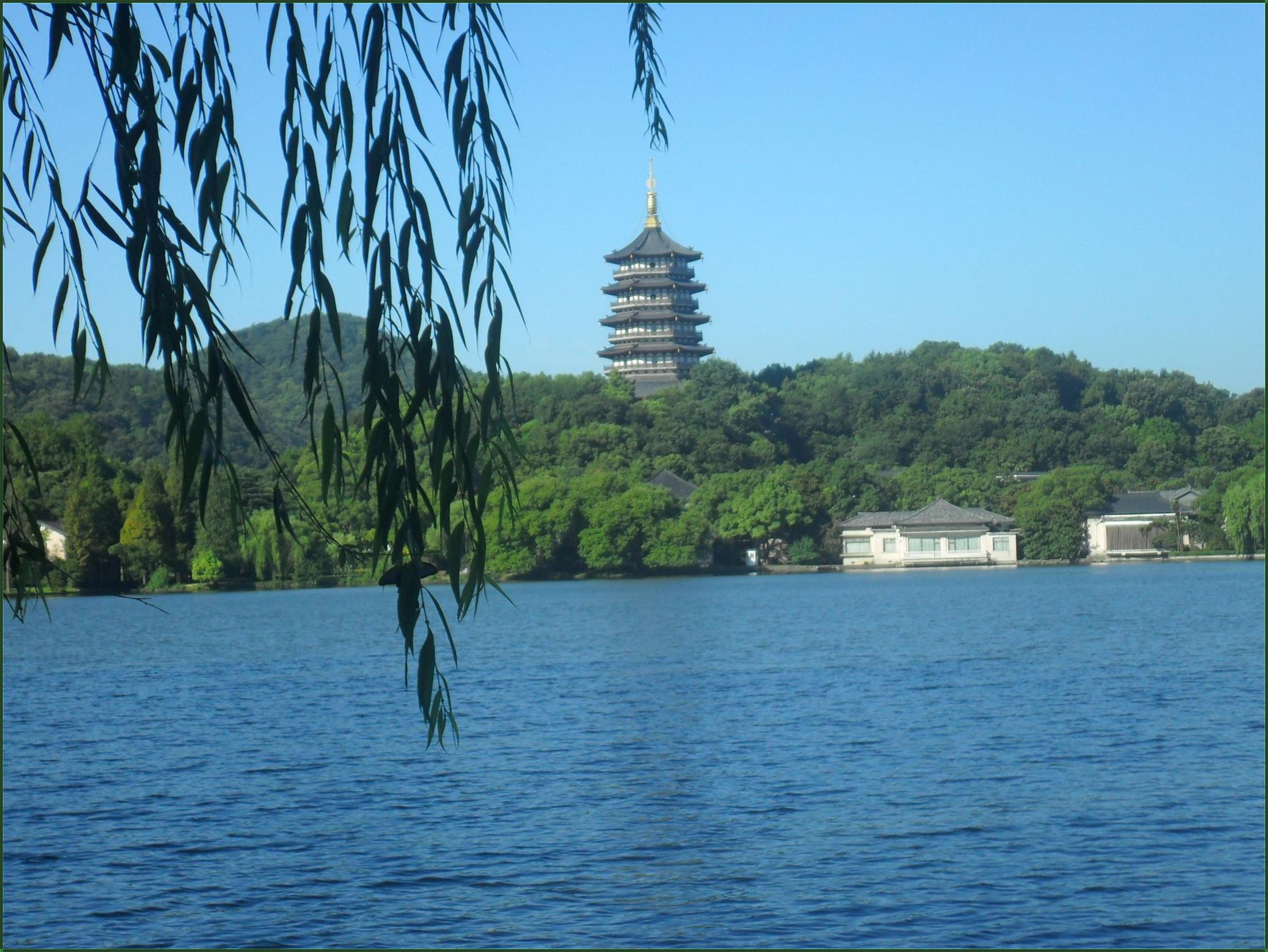 南京苏州杭州三日游：探寻江南水乡的历史与美景